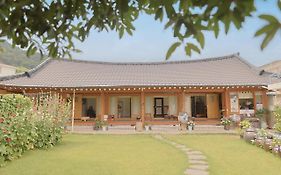 Daoljae Hanok Pension