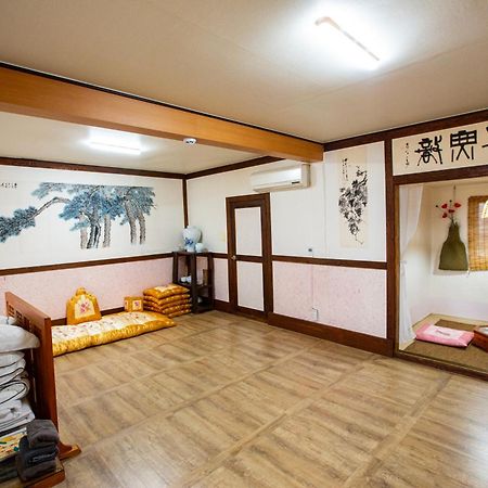 Daoljae Hanok Pension Suncheon Extérieur photo