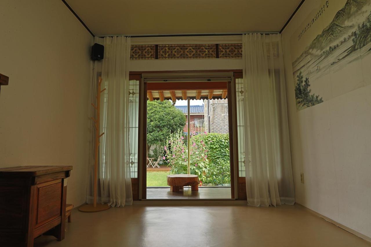 Daoljae Hanok Pension Suncheon Extérieur photo